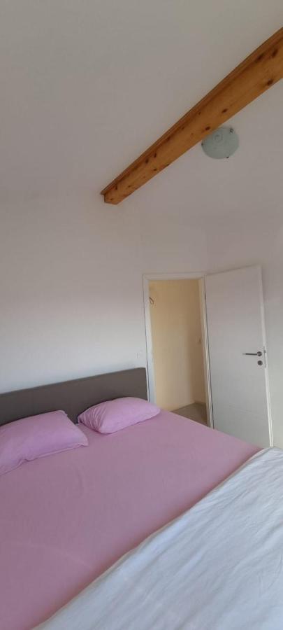Apartmani Lanterna Veglia Exterior foto